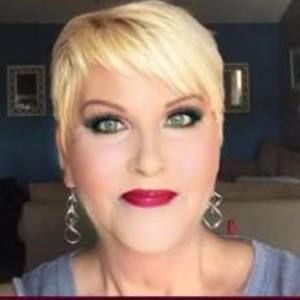 Meet your Posher, Sandy